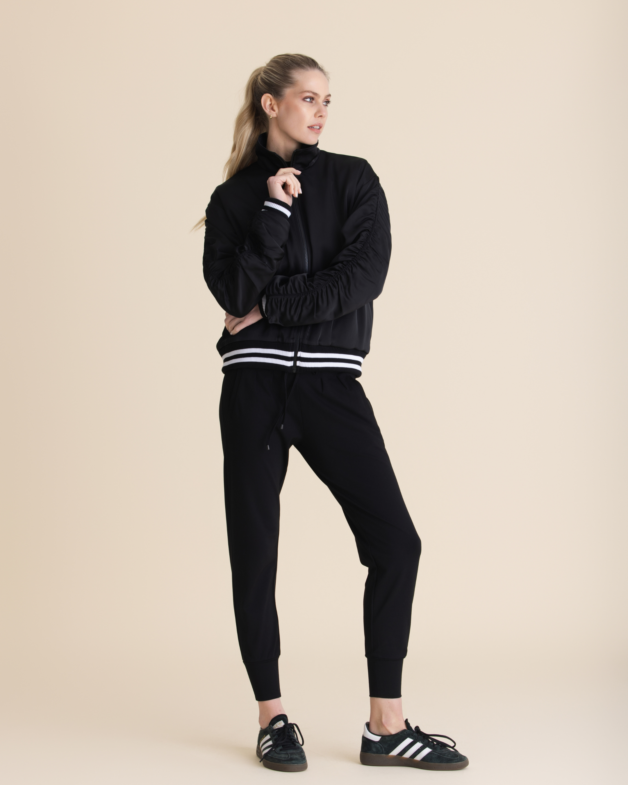 Malibu Bomber | Black