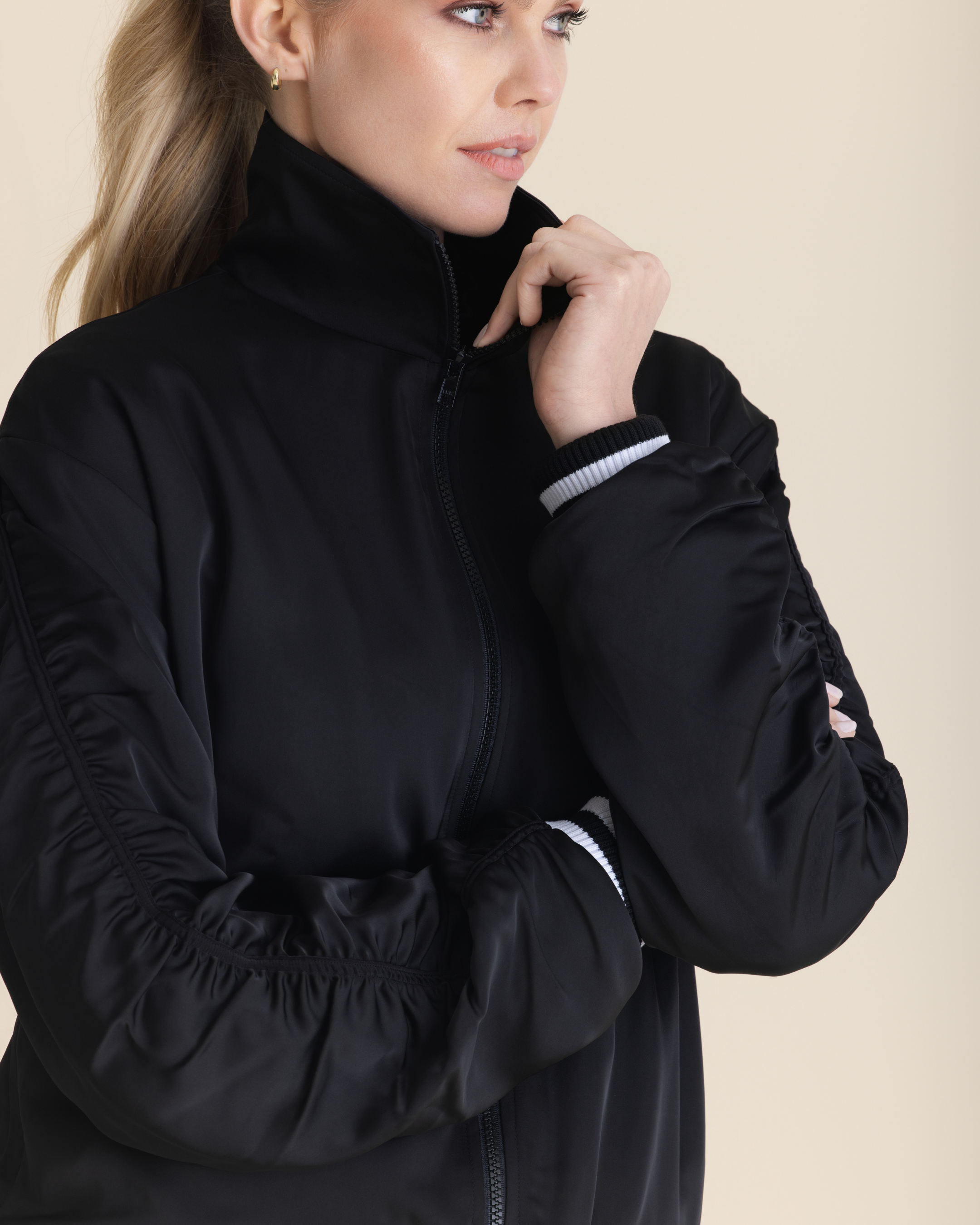 Malibu Bomber | Black