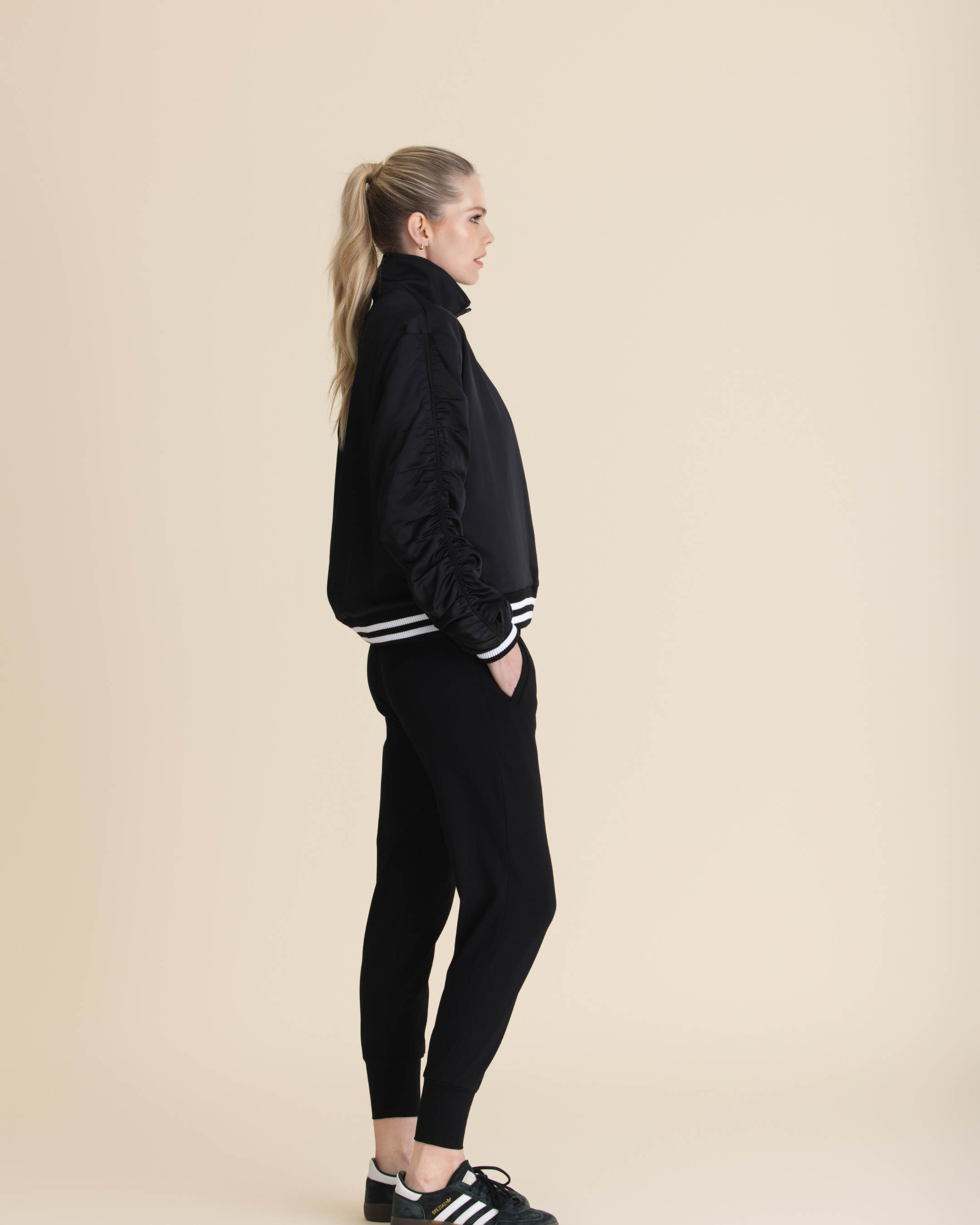 Malibu Bomber | Black