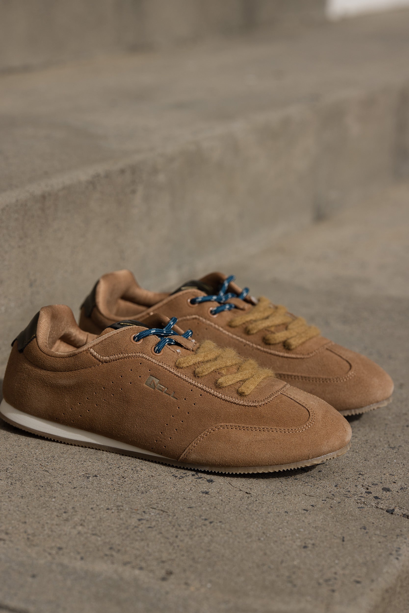 Peluche Sneaker | Cashew