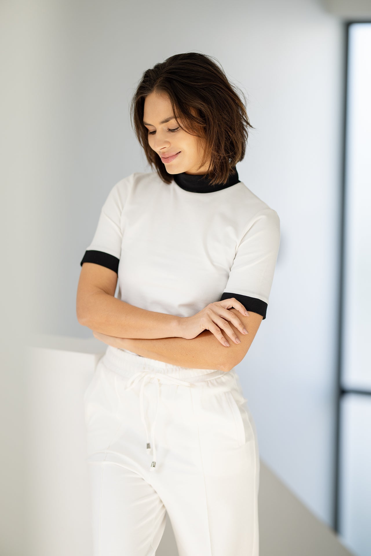 Fiji Funnel Neck Short-Sleeve | Ivory & Black Contrast