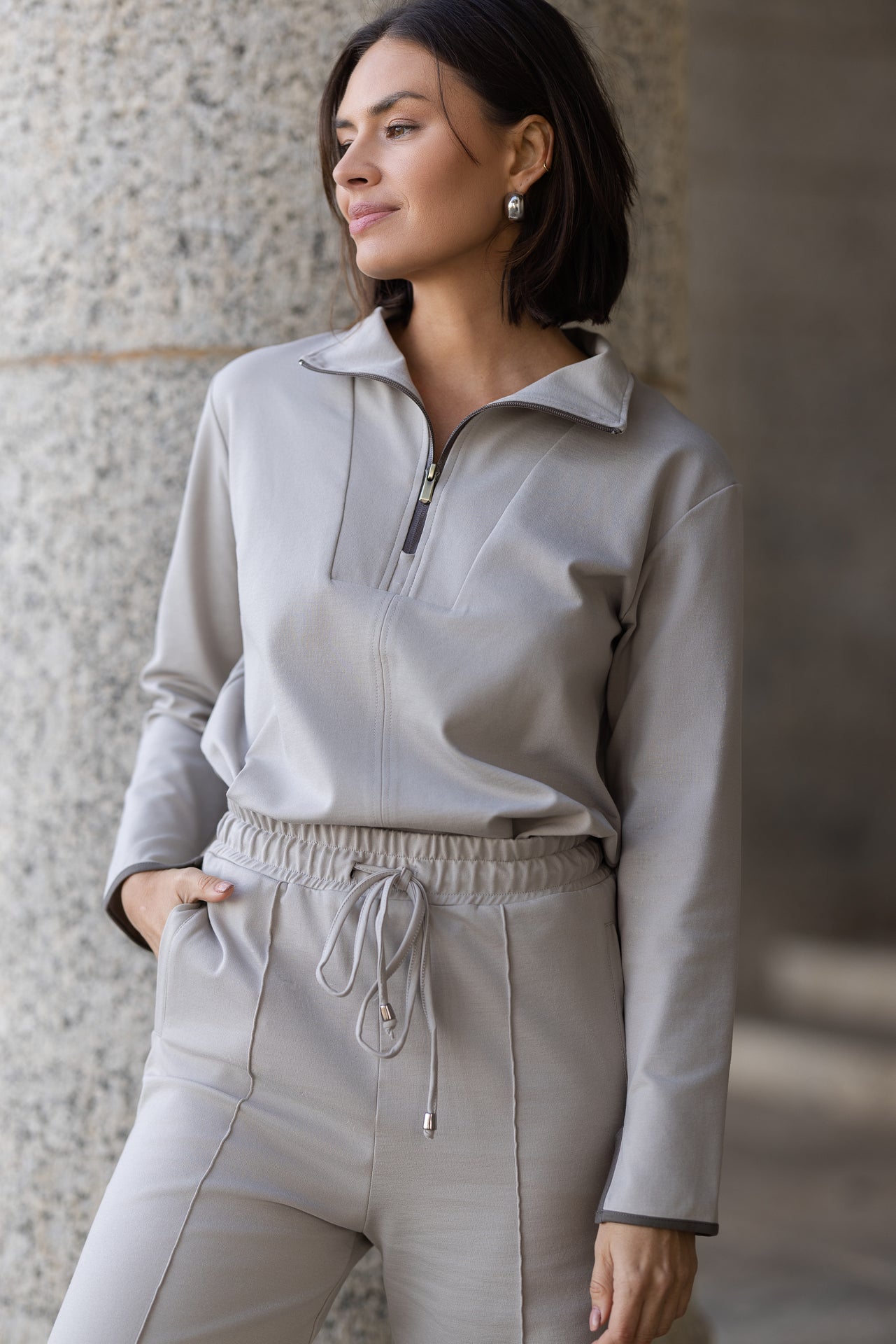 Zurich Zipper Top | Urban Taupe