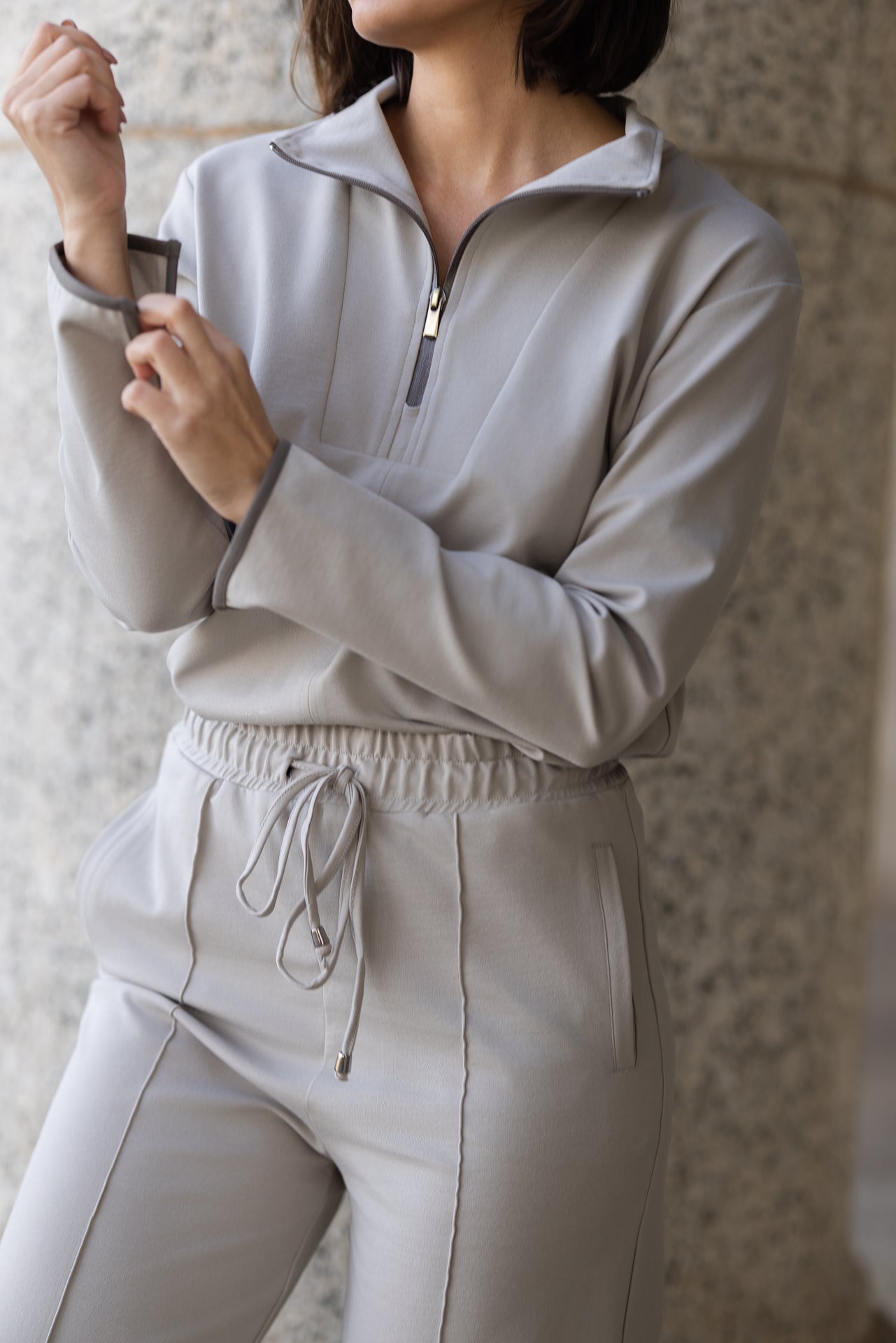 Zurich Zipper Top | Urban Taupe