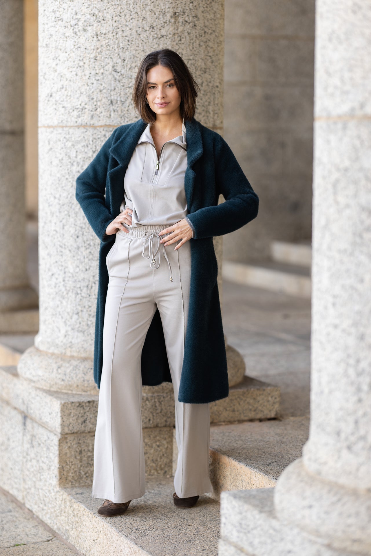 Zurich Zipper Top | Urban Taupe